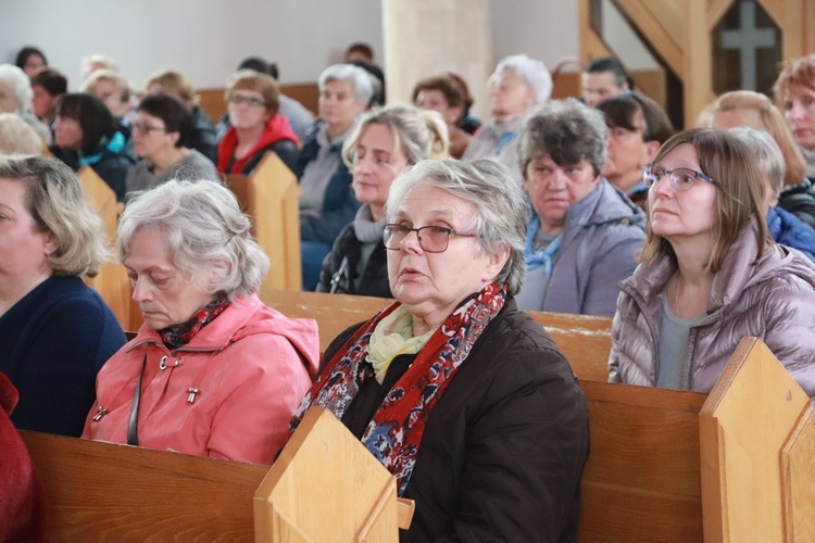 IX DPK. Wprowadzenie relikwii świętych kobiet