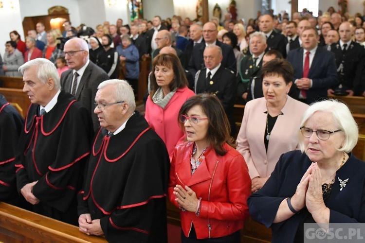 Rekoronacja w otyńskim sanktuarium Matki Bożej Królowej Pokoju