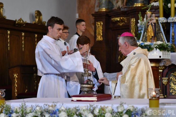 Rekoronacja w otyńskim sanktuarium Matki Bożej Królowej Pokoju