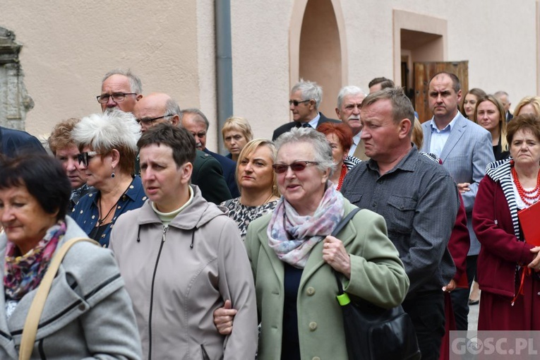 Rekoronacja w otyńskim sanktuarium Matki Bożej Królowej Pokoju