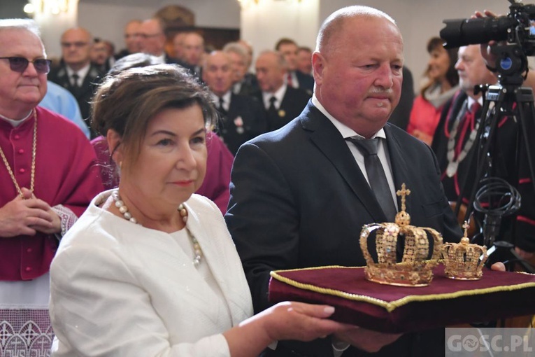 Rekoronacja w otyńskim sanktuarium Matki Bożej Królowej Pokoju