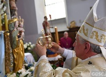 Rekoronacja w otyńskim sanktuarium Matki Bożej Królowej Pokoju