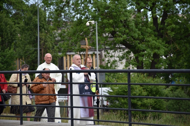 Pielgrzymka z rekwiarzem św. Andrzeja Boboli