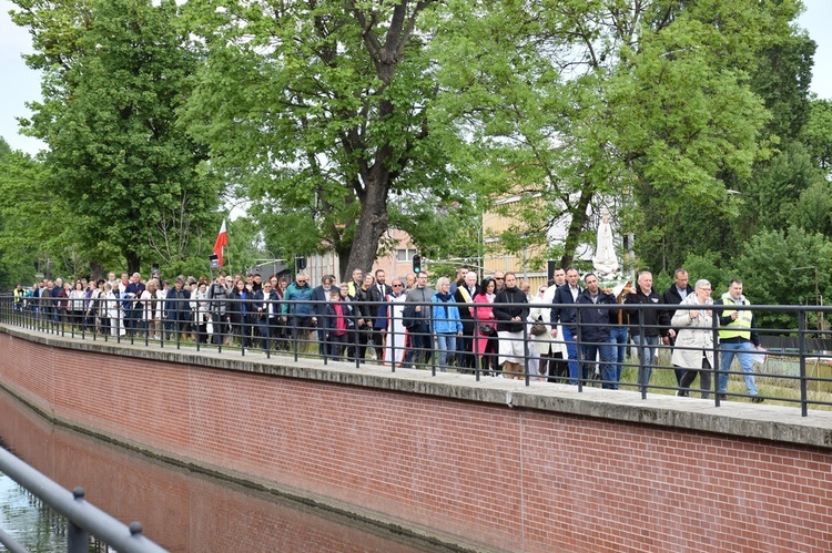 Pielgrzymka z rekwiarzem św. Andrzeja Boboli