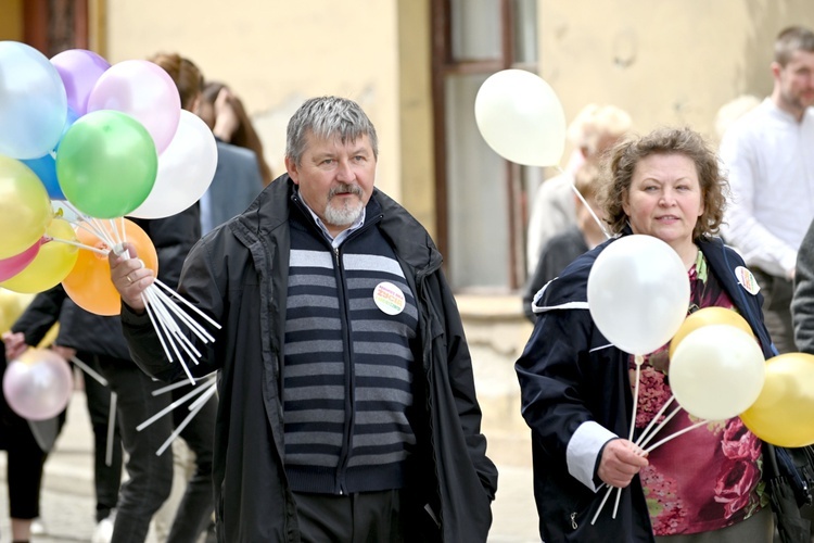 Świdnicki marsz dla życia i rodziny 2022