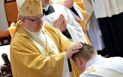 Diecezja opolska łączy parafie. Powód: brak księży