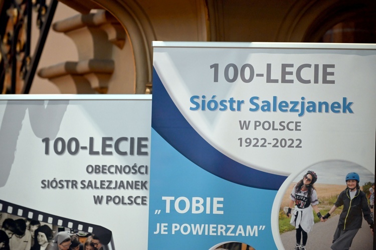 Pieszyce. Salezjanki świętowały jubileusze