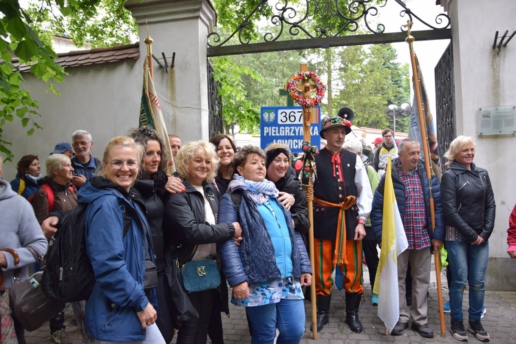 367 Łowicka Piesza Pielgrzymka na Jasną Górę - dzień 1