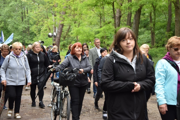 367 Łowicka Piesza Pielgrzymka na Jasną Górę - dzień 1