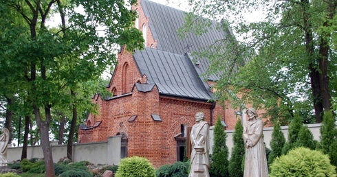 Kościół pw. św. Stanisława biskupa i męczennika, w Piotrawinie jest najstarszą parafią w archidiecezji lubelskiej. 