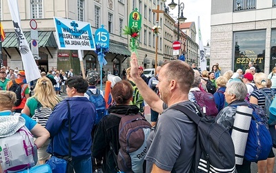 ▲	Wiele duchowych i fizycznych łask związanych jest z tradycją pielgrzymowania z zakonnikami na Jasną Górę.  Za ok. 60 dni wyruszą oni na szlak po raz 311.