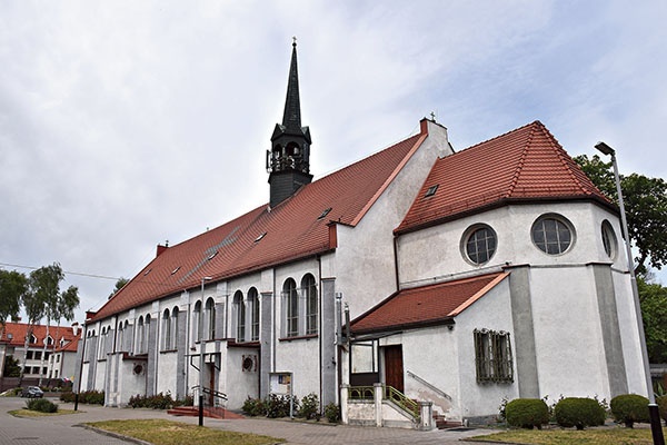 Budynek kościoła powstał w rok od wbicia pierwszej łopaty w 1922 roku.