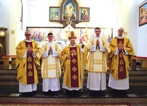 	Przyrzeczenie posłuszeństwa biskupowi ordynariuszowi, życia w celibacie oraz codziennego odmawiania brewiarza złożyli Mateusz Wermiński oraz Piotr Żurawski.