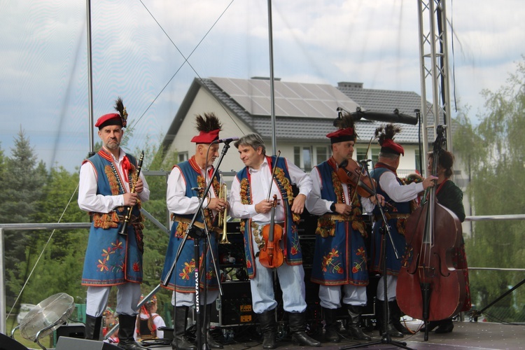 Łąkta. III Majówka nad Stawem