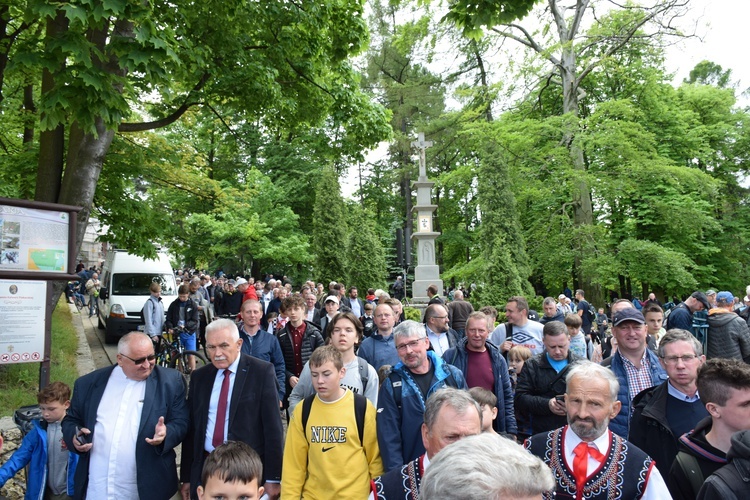 Dobra. Męska pielgrzymka do Piekar Śląskich