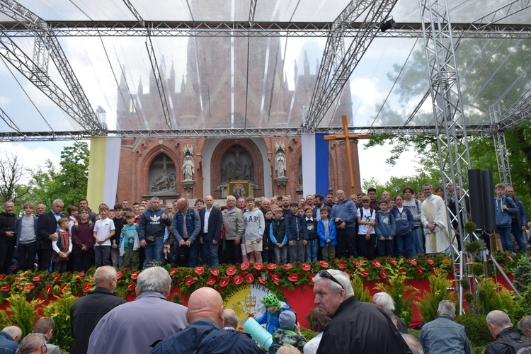 Dobra. Męska pielgrzymka do Piekar Śląskich