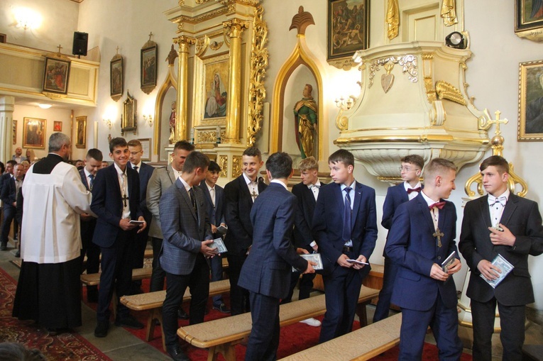 Nowe Rybie. Bierzmowanie 2022