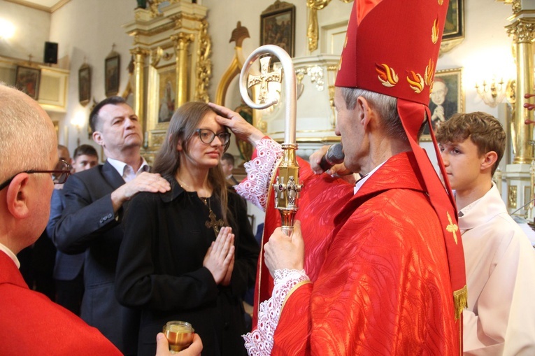 Nowe Rybie. Bierzmowanie 2022