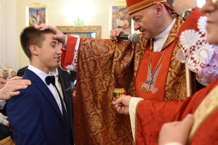 Bierzmowanie w Rzezawie