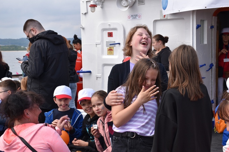 Rejs katamaranem na Dzień Dziecka 