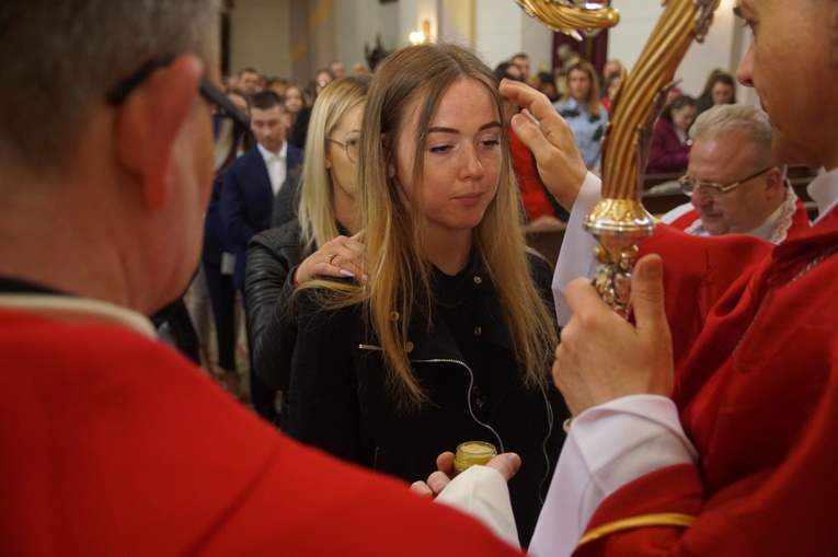 Bierzmowanie w Stroniu Śl. i w Lubnowie