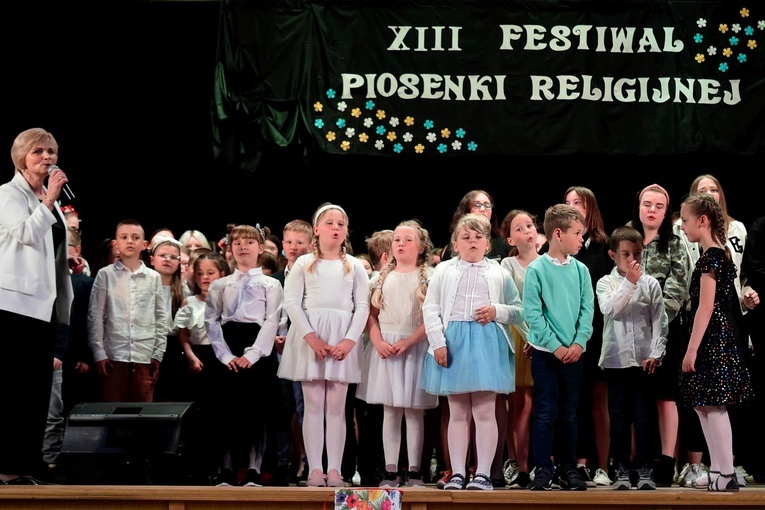 Orneta. XIII Festiwal Piosenki Religijnej