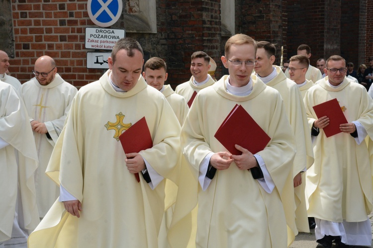 Święcenia kapłańskie w roku Złotego Jubileuszu Diecezji Opolskiej