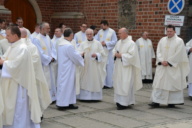 Święcenia kapłańskie w roku Złotego Jubileuszu Diecezji Opolskiej