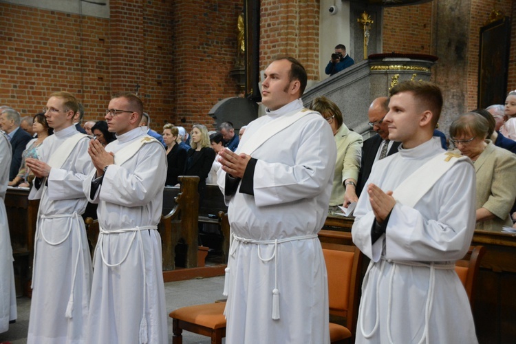 Święcenia kapłańskie w roku Złotego Jubileuszu Diecezji Opolskiej