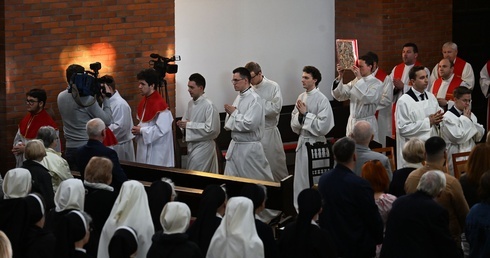 Święcenia diakonatu