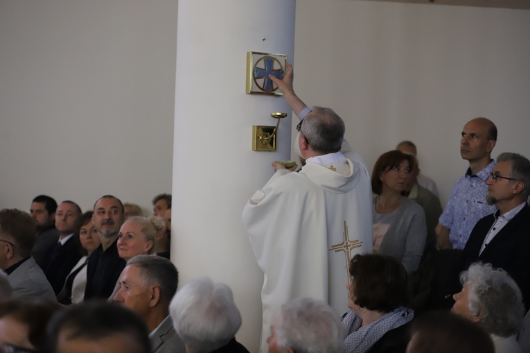 Konsekracja kościoła Matki Bożej Pocieszenia w Nowej Hucie