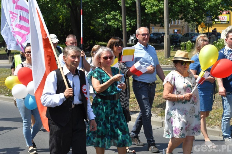 Gorzów Wlkp. III Marsz dla Życia i Rodziny w 25. rocznicę wizyty Jana Pawła II