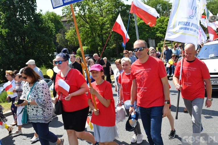Gorzów Wlkp. III Marsz dla Życia i Rodziny w 25. rocznicę wizyty Jana Pawła II