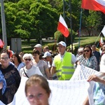 Gorzów Wlkp. III Marsz dla Życia i Rodziny w 25. rocznicę wizyty Jana Pawła II