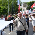 Gorzów Wlkp. III Marsz dla Życia i Rodziny w 25. rocznicę wizyty Jana Pawła II