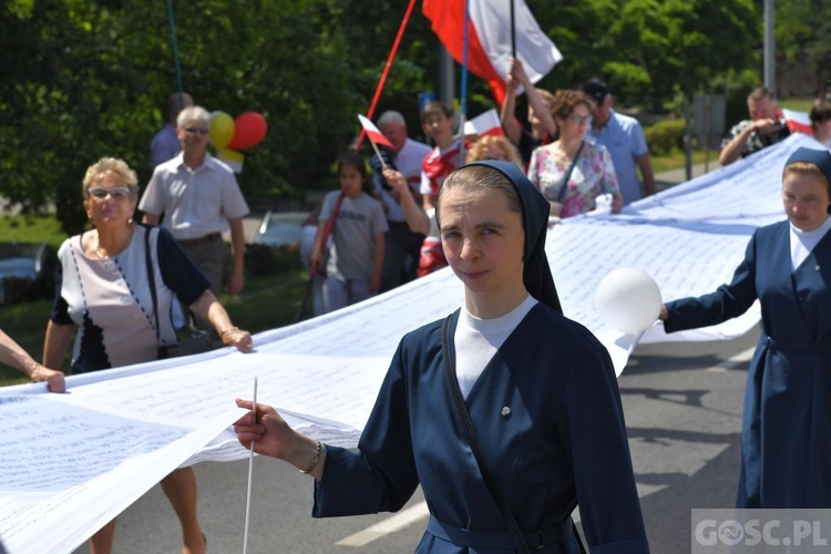 Gorzów Wlkp. III Marsz dla Życia i Rodziny w 25. rocznicę wizyty Jana Pawła II