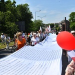 Gorzów Wlkp. III Marsz dla Życia i Rodziny w 25. rocznicę wizyty Jana Pawła II