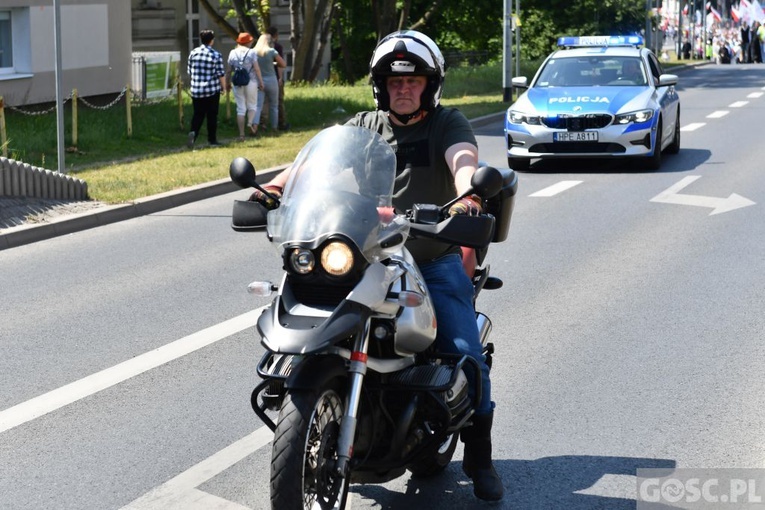 Gorzów Wlkp. III Marsz dla Życia i Rodziny w 25. rocznicę wizyty Jana Pawła II
