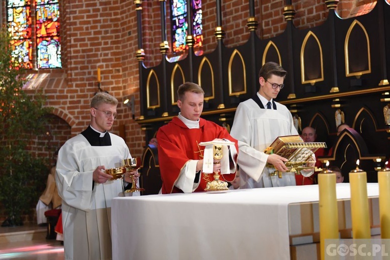 Gorzów Wlkp. III Marsz dla Życia i Rodziny w 25. rocznicę wizyty Jana Pawła II