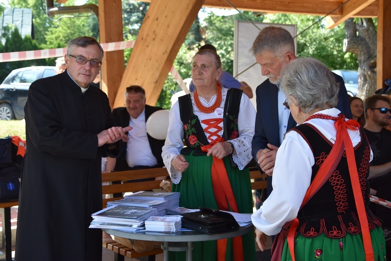 Rodzinnie w rabczańskim amfiteatrze