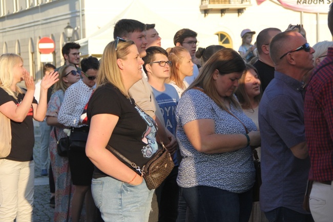 Zespół niemaGOtu z koncertem w Radomiu