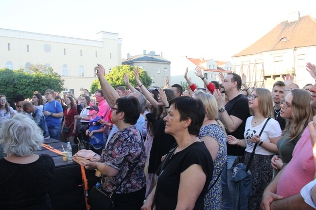 Zespół niemaGOtu z koncertem w Radomiu