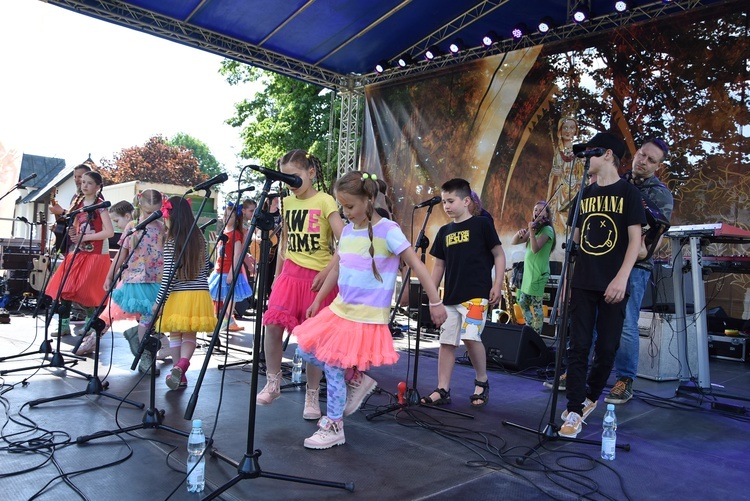 Strażacy przyjechali, Arka Noego zagrała