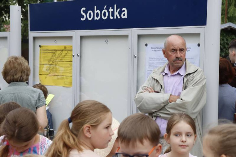 Pierwszy przejazd szynobusem z Wrocławia do Sobótki