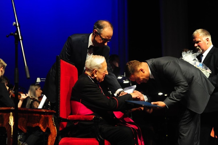 Gala z okazji 70. rocznicy święcen kapłańskich ks. Jerzego Bryły cz. 2