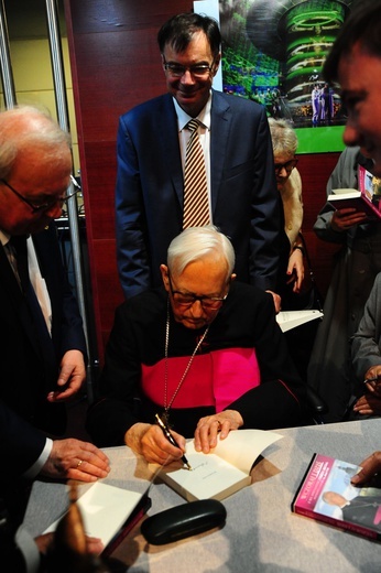 Gala z okazji 70. rocznicy święcen kapłańskich ks. Jerzego Bryły cz. 2