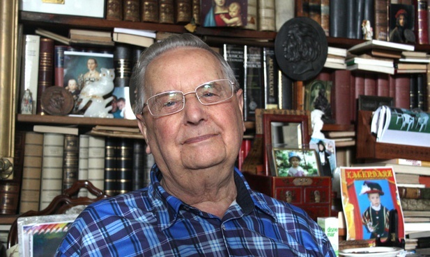 Prof. Aleksander Krawczuk ma 100 lat
