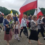 Wejście Łowickiej Pielgrzymki na Jasną Górę