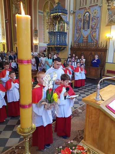 Błogosławieństwo ministrantów w Przyszowej