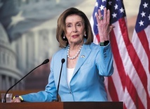 Nancy Pelosi jest przewodniczącą Izby Reprezentantów.